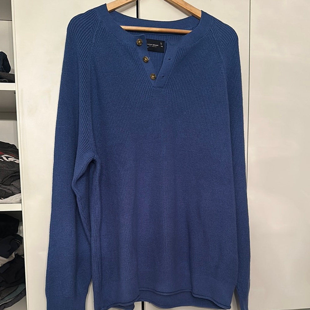Men's Blue Sweater NEW! Lucky Brand